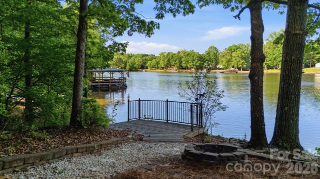 424 Mountain Harbor Drive, Lexington, NC 27292