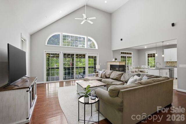424 Mountain Harbor Drive, Lexington, NC 27292