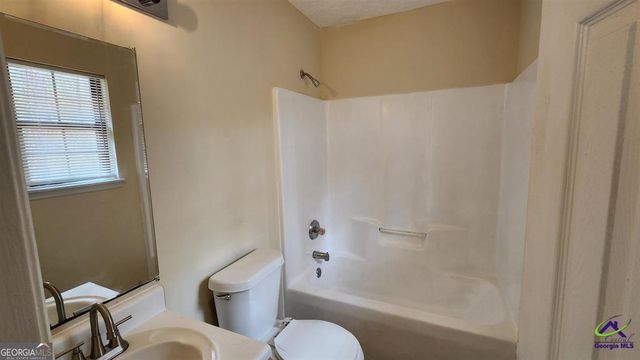 2601 Willow Lake Road, Fort Valley, GA 31030