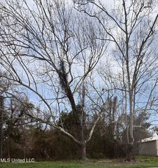 30th Avenue, Gulfport, MS 39501