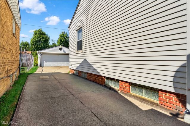 4234 E 187th Street, Cleveland, OH 44122