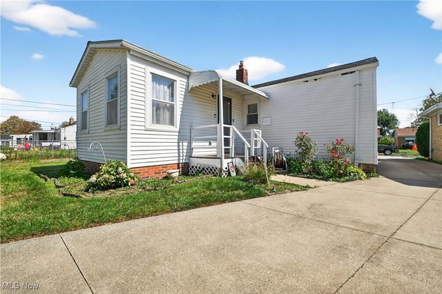 4234 E 187th Street, Cleveland, OH 44122