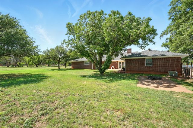 233 Country Place S, Abilene, TX 79606