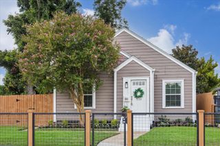 1120 Dunbar Street, Houston, TX 77009