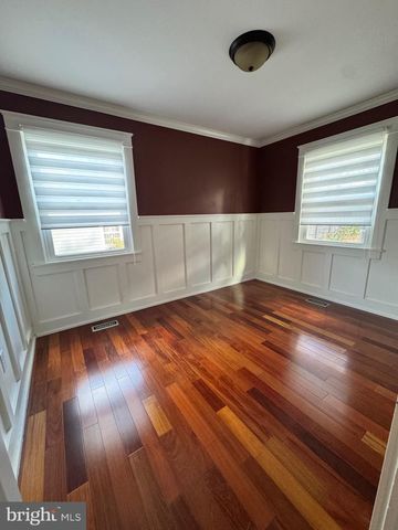 4303 MARKWOOD LN, Fairfax, VA 22033