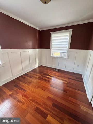 4303 MARKWOOD LN, Fairfax, VA 22033