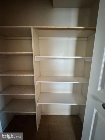 4303 MARKWOOD LN, Fairfax, VA 22033