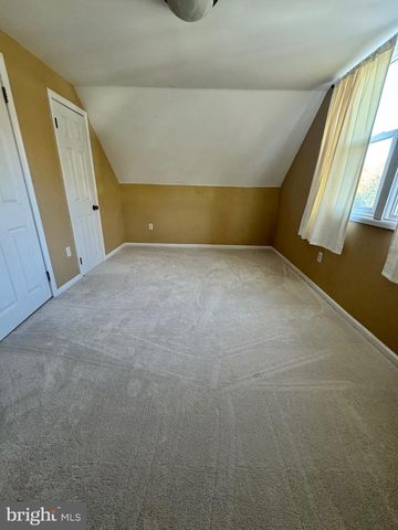 4303 MARKWOOD LN, Fairfax, VA 22033