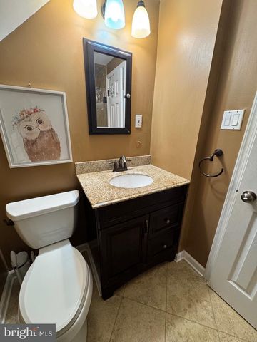 4303 MARKWOOD LN, Fairfax, VA 22033