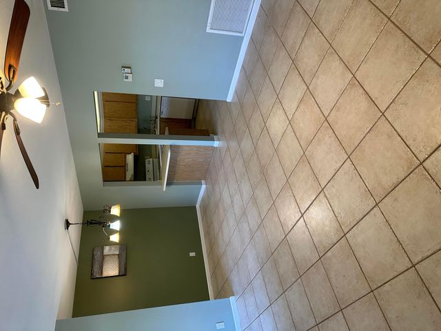 436 Pine Glen Lane D-1, Greenacres, FL 33463