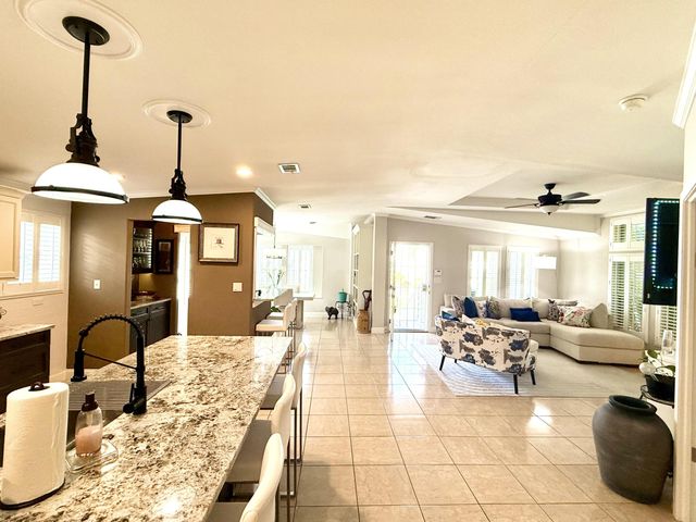 6164 N Ironwood Lane, Atlantis, FL 33462