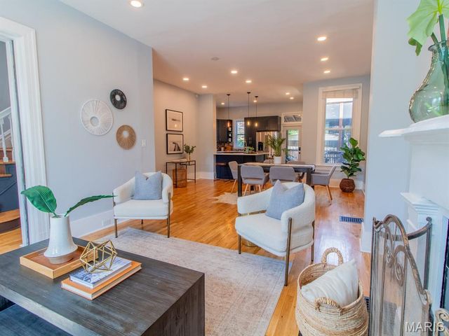 4519 Gibson Avenue, St Louis, MO 63110