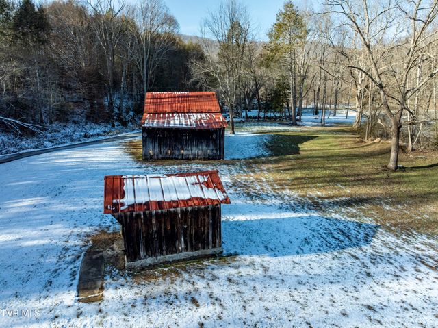 124 Dugger Branch Road, Elizabethton, TN 37643