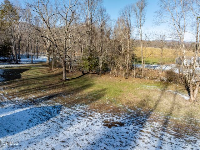 124 Dugger Branch Road, Elizabethton, TN 37643