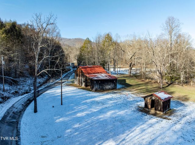 124 Dugger Branch Road, Elizabethton, TN 37643