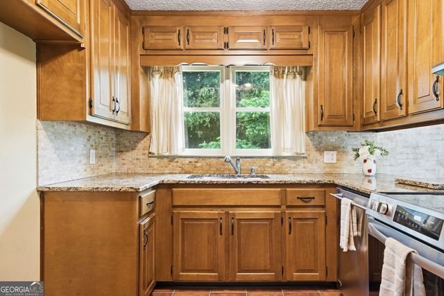 4269 E Cherokee Drive, Canton, GA 30115
