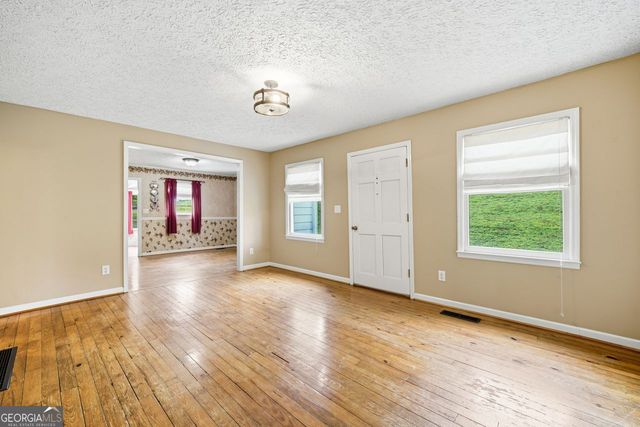 4269 E Cherokee Drive, Canton, GA 30115