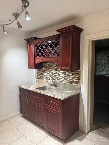 120 ALHAMBRA AVENUE, Altamonte Springs, FL 32714