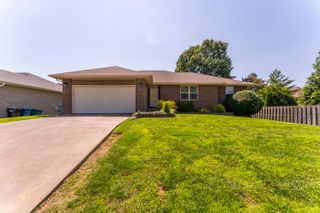 4607 South Ridgeview Avenue, Battlefield, MO 65619
