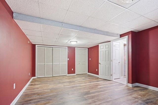 37 Moreland Green Dr, Worcester, MA 01609