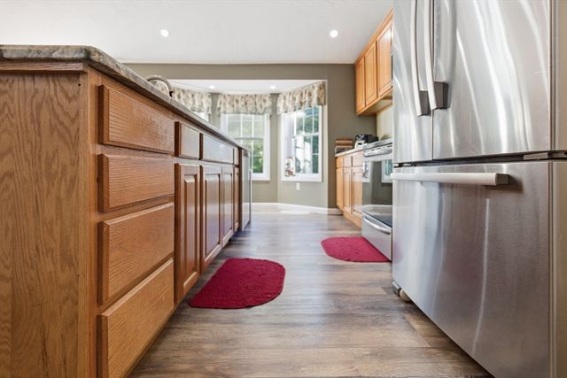 37 Moreland Green Dr, Worcester, MA 01609