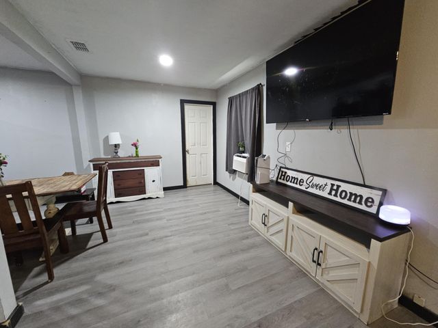 206 Lilly Drive, Elkhart, TX 75839