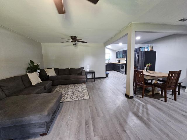 206 Lilly Drive, Elkhart, TX 75839