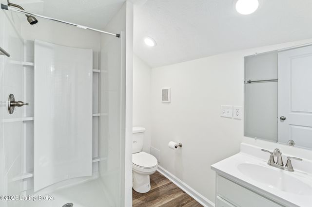 4145 W Muhammad Ali Blvd, Louisville, KY 40212