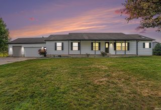 72365 County 133 Road, Syracuse, IN 46567