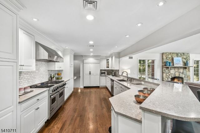 197 Parsonage Hill Rd, Millburn Twp., NJ 07078