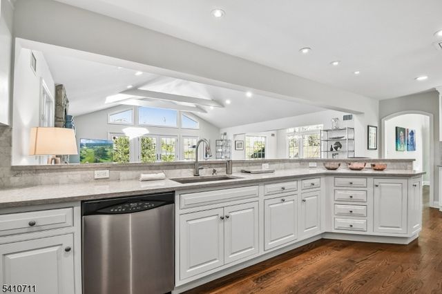 197 Parsonage Hill Rd, Millburn Twp., NJ 07078