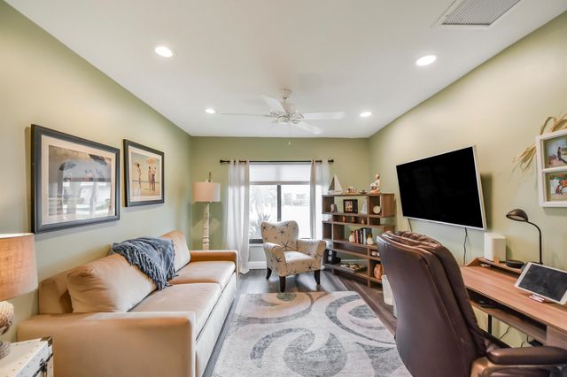 6413 Casabella Lane, Boca Raton, FL 33433