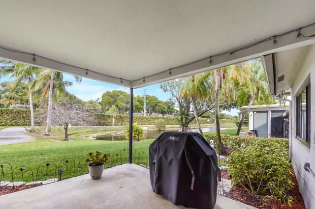 6413 Casabella Lane, Boca Raton, FL 33433