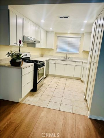 1008 Las Lomas Drive C, La Habra, CA 90631