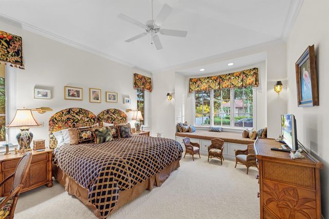 6968 SE Harbor Circle, Stuart, FL 34996