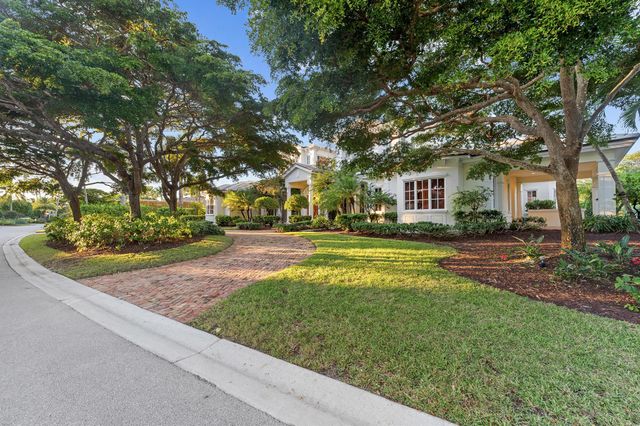 6968 SE Harbor Circle, Stuart, FL 34996