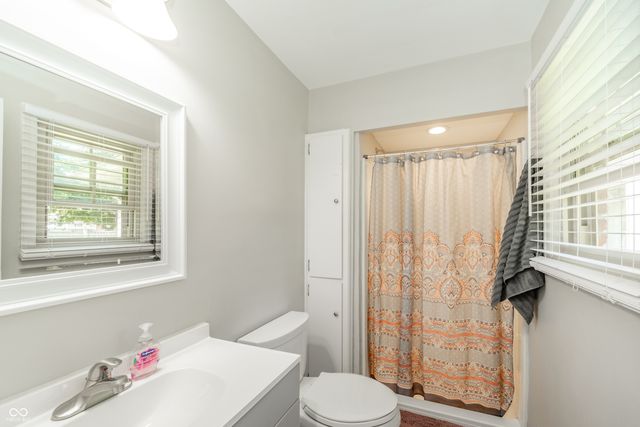 1641 Hillcrest Avenue, Anderson, IN 46011