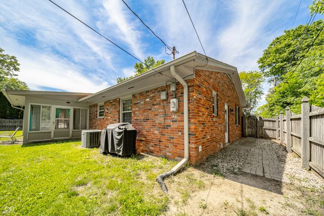 1641 Hillcrest Avenue, Anderson, IN 46011