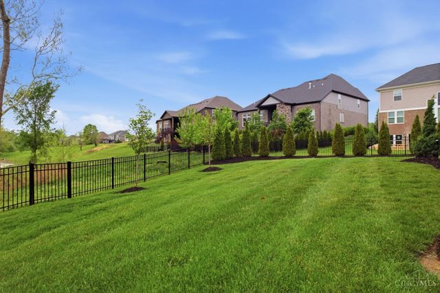 5677 Willow View Drive, Mason, OH 45040