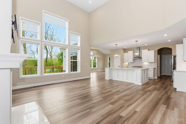 5677 Willow View Drive, Mason, OH 45040