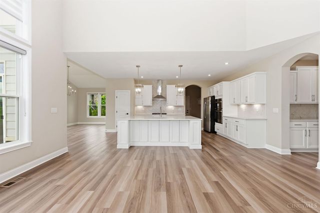 5677 Willow View Drive, Mason, OH 45040