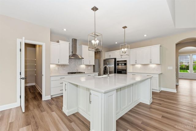5677 Willow View Drive, Mason, OH 45040