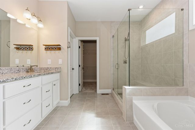 5677 Willow View Drive, Mason, OH 45040