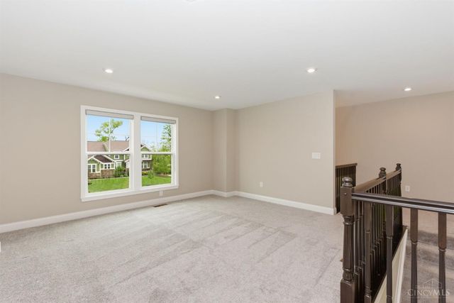 5677 Willow View Drive, Mason, OH 45040
