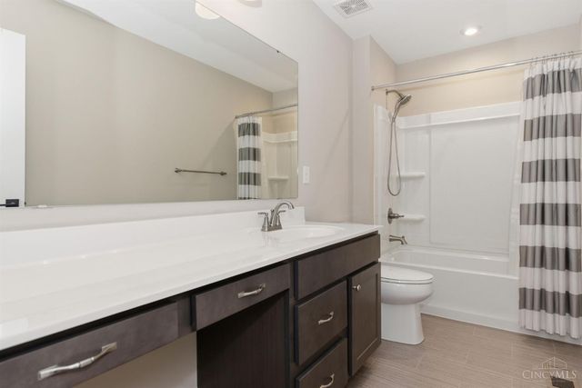 5677 Willow View Drive, Mason, OH 45040