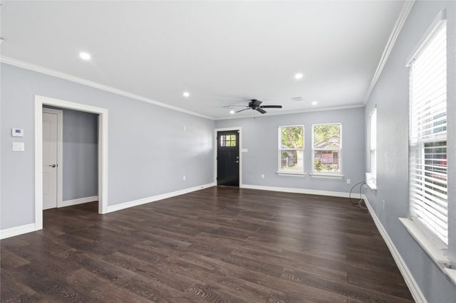531 Woolworth Street, Houston, TX 77020