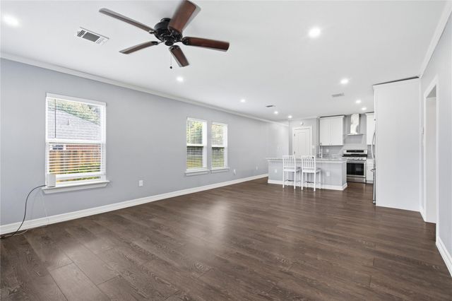 531 Woolworth Street, Houston, TX 77020