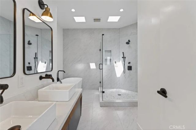 1756 Rotary Drive, Los Angeles, CA 90026