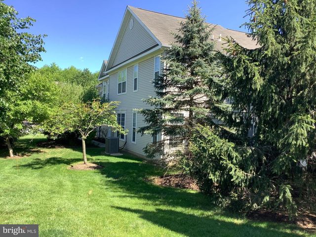 51 HEATH CT, Pennington, NJ 08534