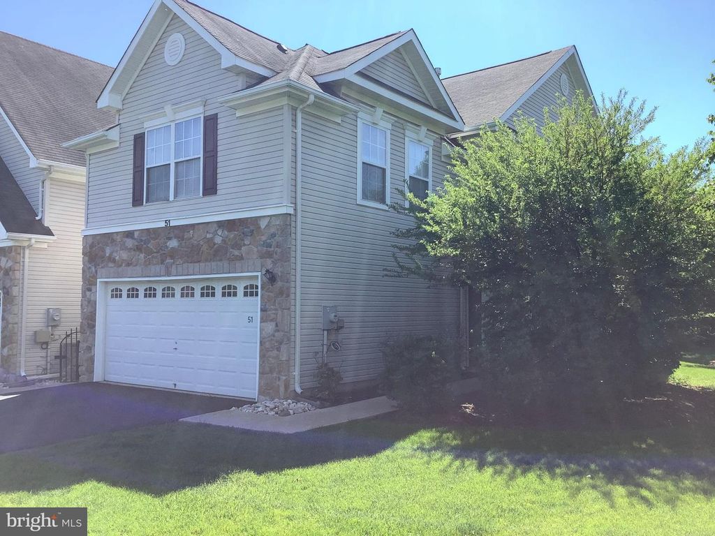 51 HEATH CT, Pennington, NJ 08534